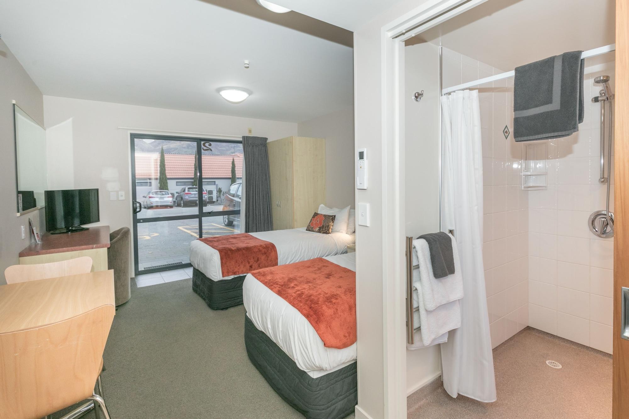 Bella Vista Motel Lake Ванака Экстерьер фото