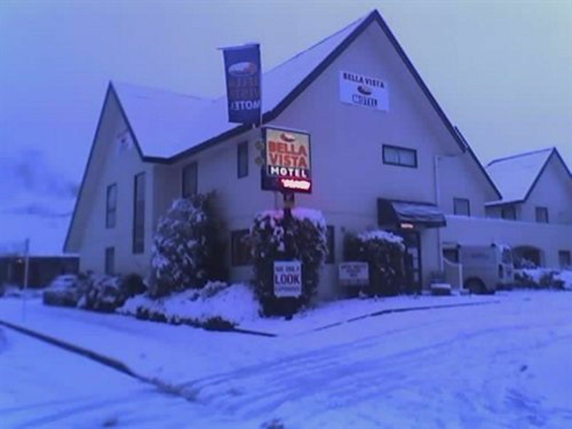 Bella Vista Motel Lake Ванака Экстерьер фото